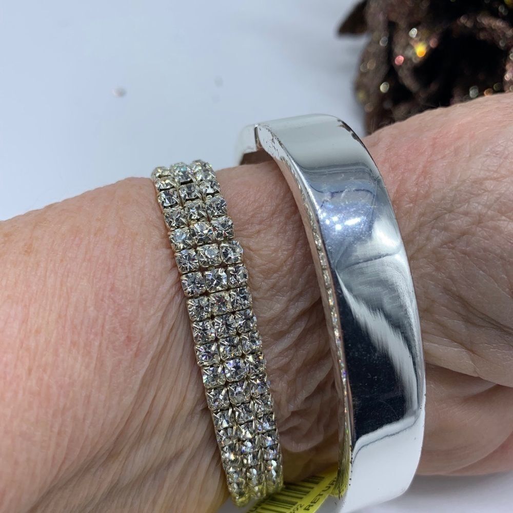 Bracelets - Set of 2 - Picture 3 of 3